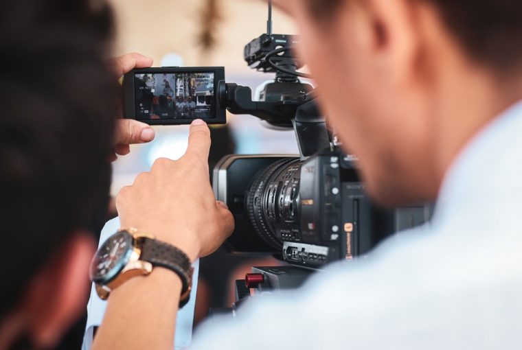 faire appel à un intégrateur de solutions audiovisuelles
