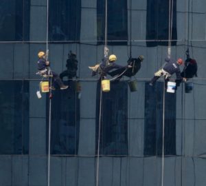 Pourquoi confier l'entretien de ses locaux à une entreprise de nettoyage