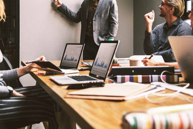 Créer une entreprise de location de minibus rentable tout ce qu’il faut savoir